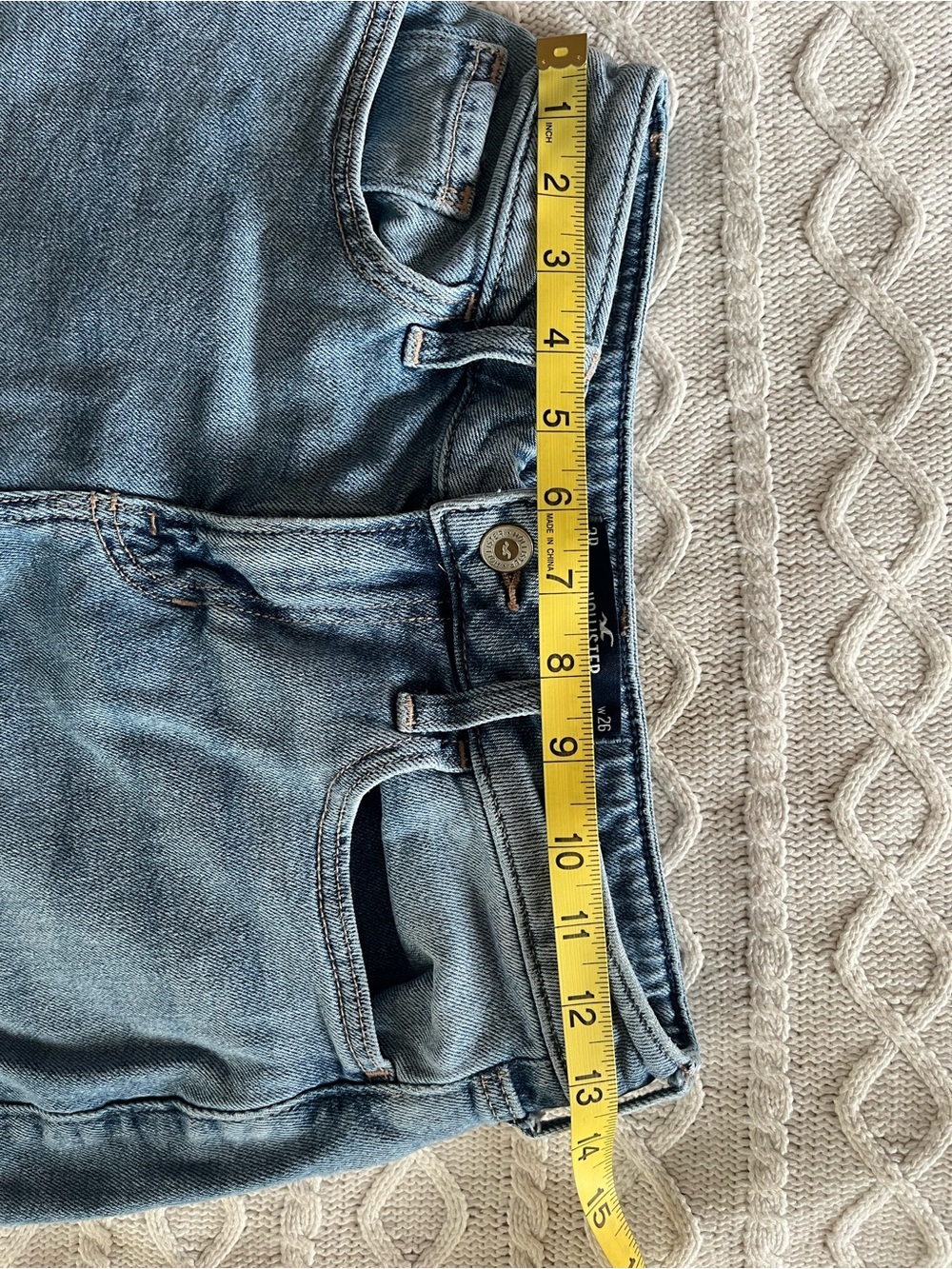 Hollister High Rise Wide-Leg Ripped Knee Jeans Juniors Size 3 - Picture 3 of 15